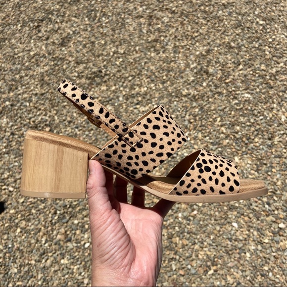 CYBER SALE! LAST Sz7! SIENNA Cheetah Heeled Sandal - Picture 7 of 9